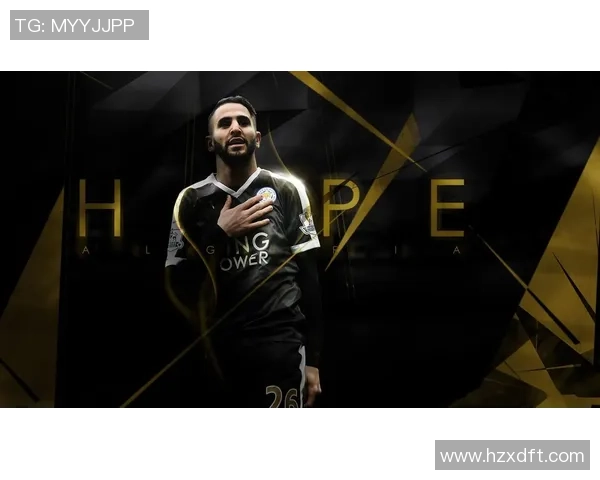 足球明星黑白线条艺术作品展现运动之美与激情的完美结合